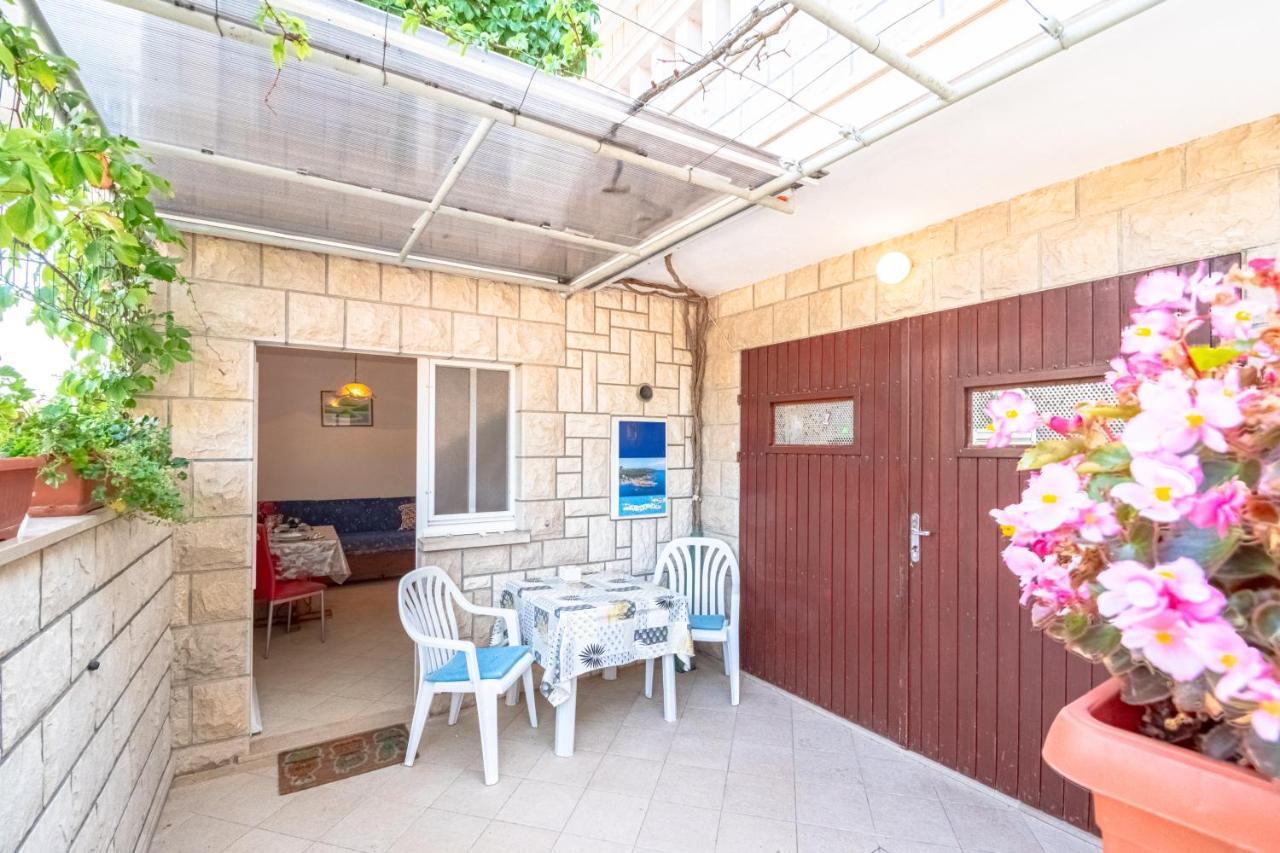 Ruzica Apartman *