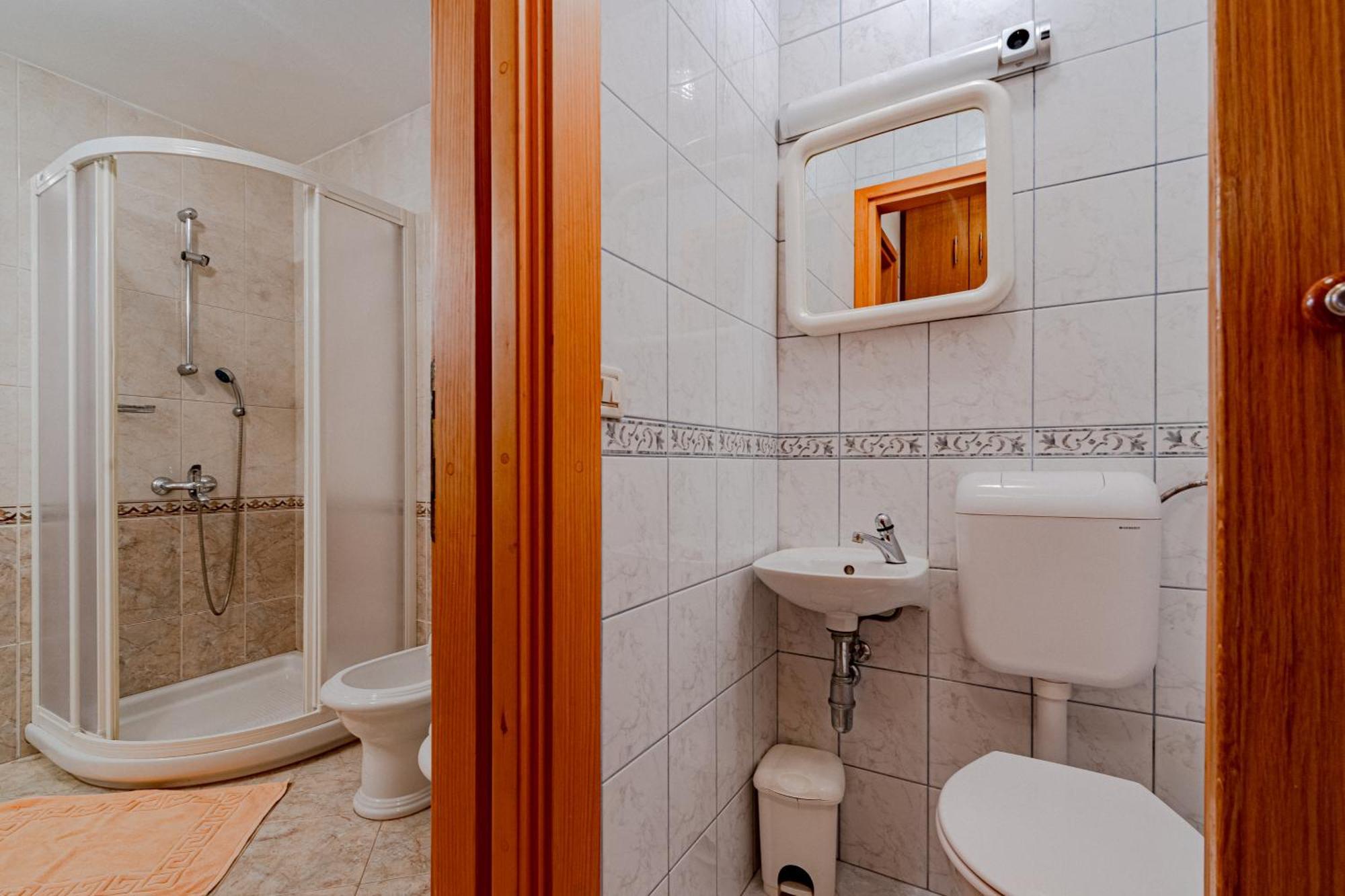 Apartment Ruzica Zrnovo